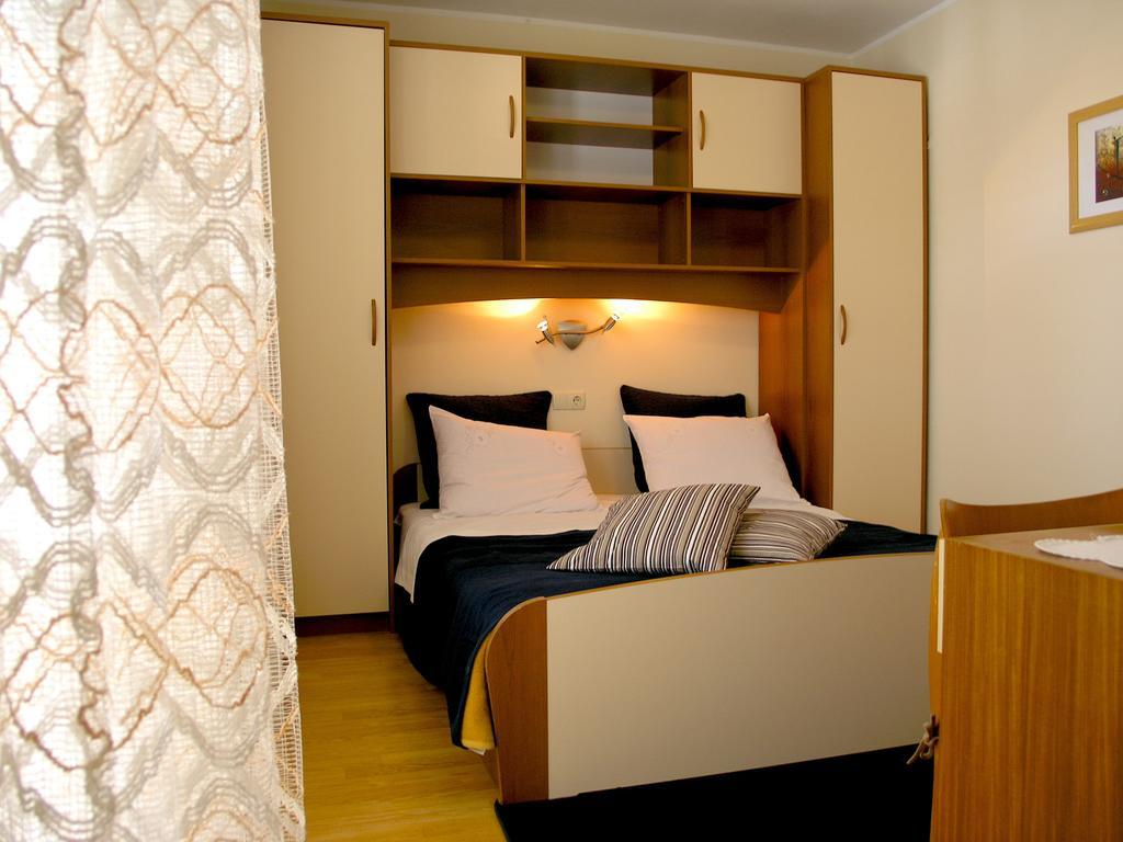فندق House Rozi Palit الغرفة الصورة