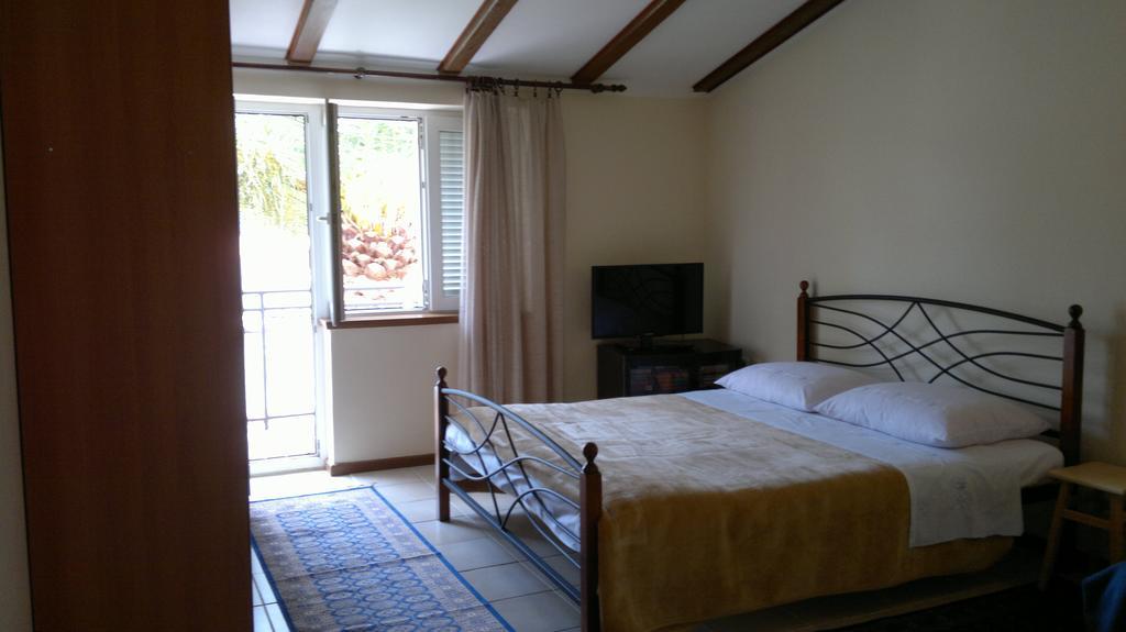 فندق House Rozi Palit الغرفة الصورة